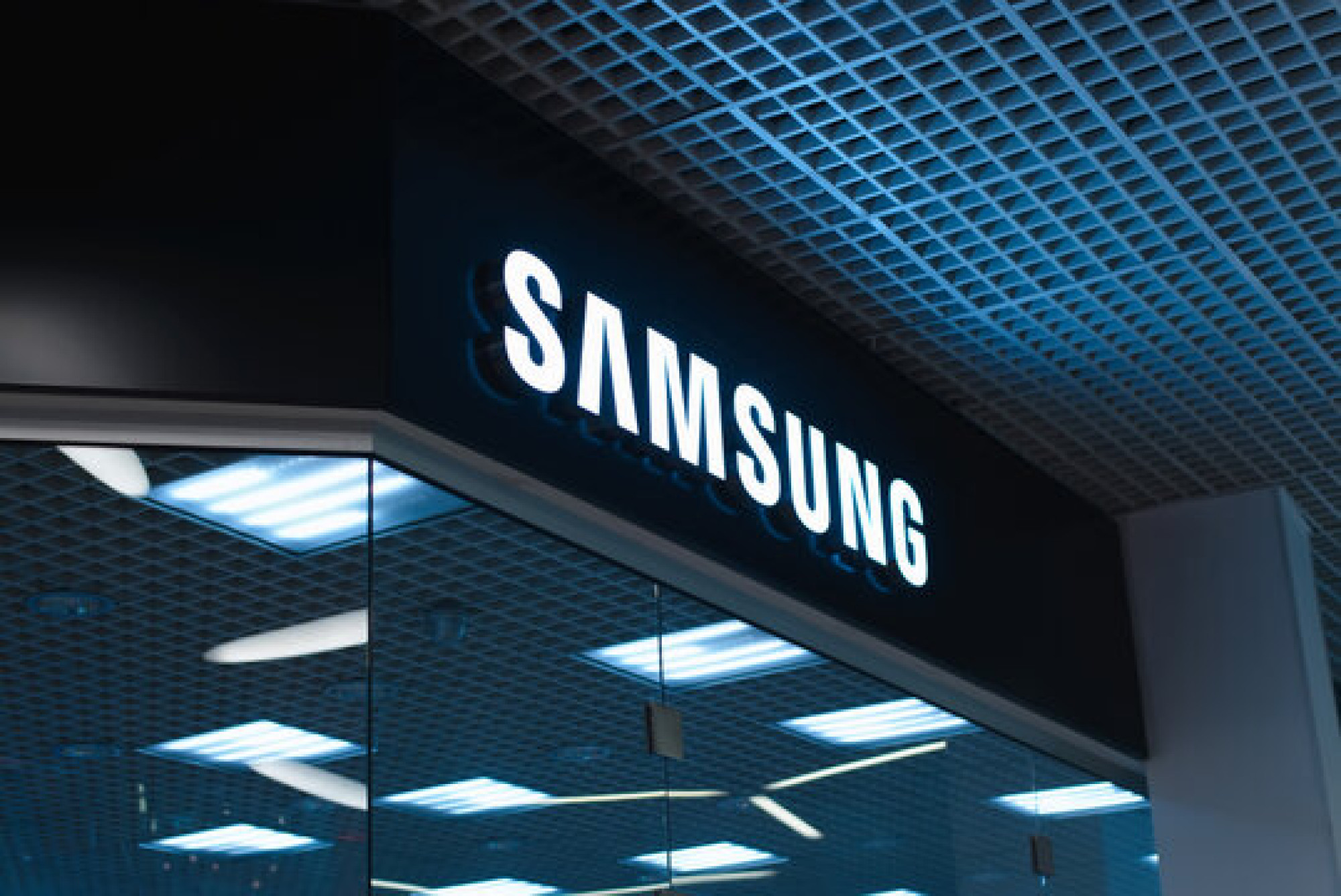 SAMSUNG